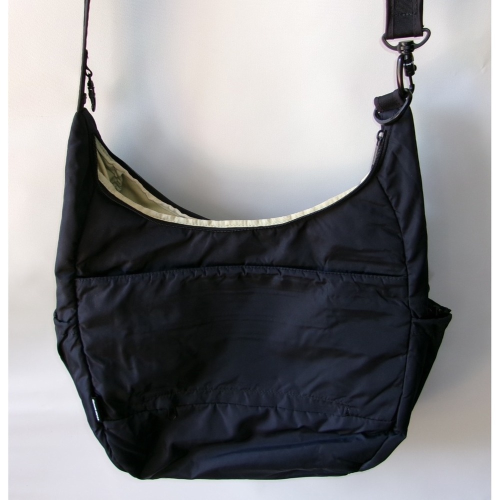 Pacsafe Citysafe CS200 GII Crossbody Bag Gray – Anti‑Theft RFID – Used Good - Picture 2 of 8